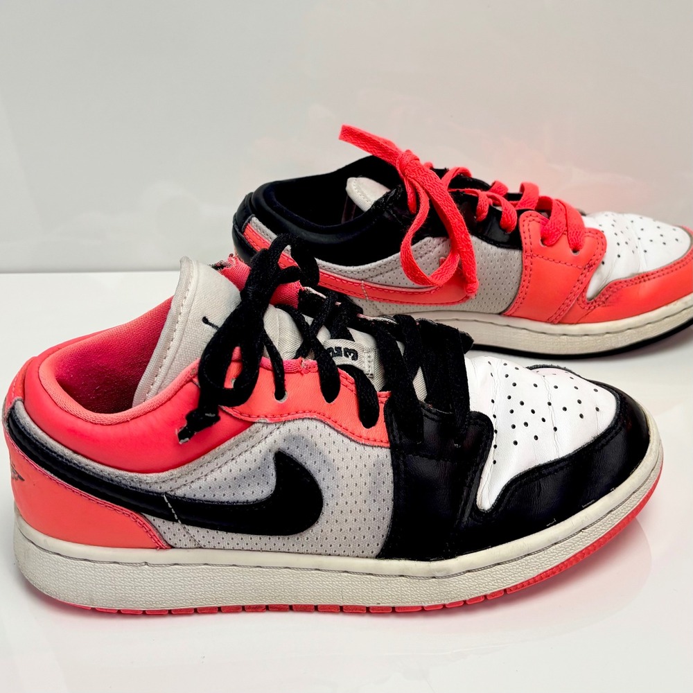 Nike Air Jordan 1 Low Kids Unisex Youth Size 3.5 Ember Glow Black White Dunks